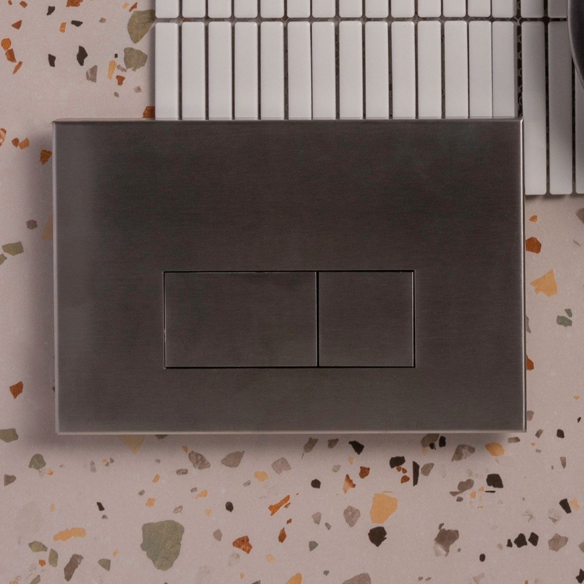 Qeramiq Push metalen drukplaat gunmetal met vierkante knoppen voor o.a. UP320 inbouwreservoir