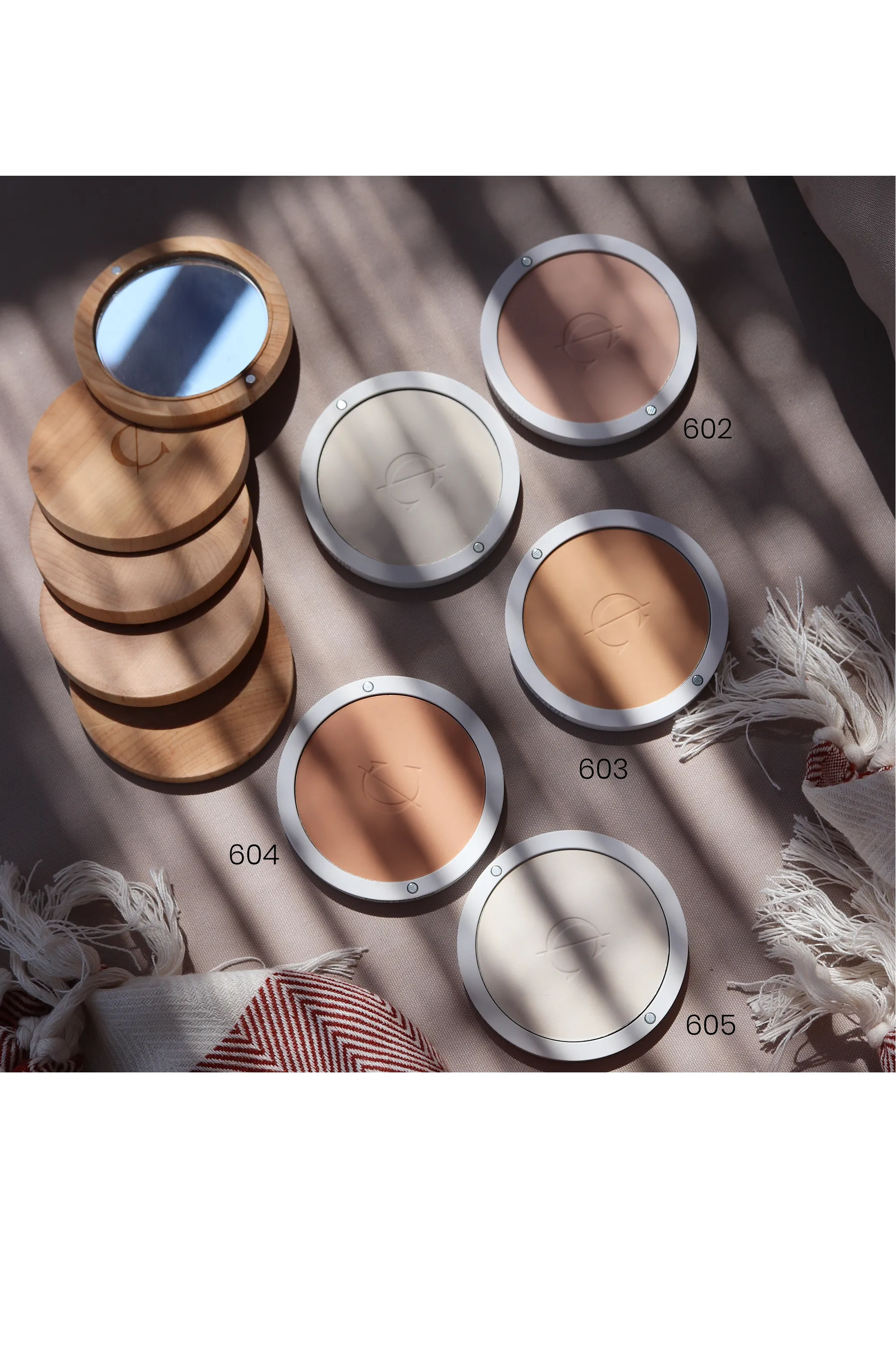 Couleur Caramel Poudre matifiante minérale Haute Définition-7.5 g