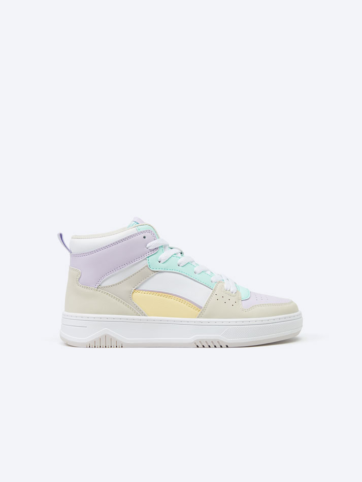 Tênis de rua estilo bota - Combinado