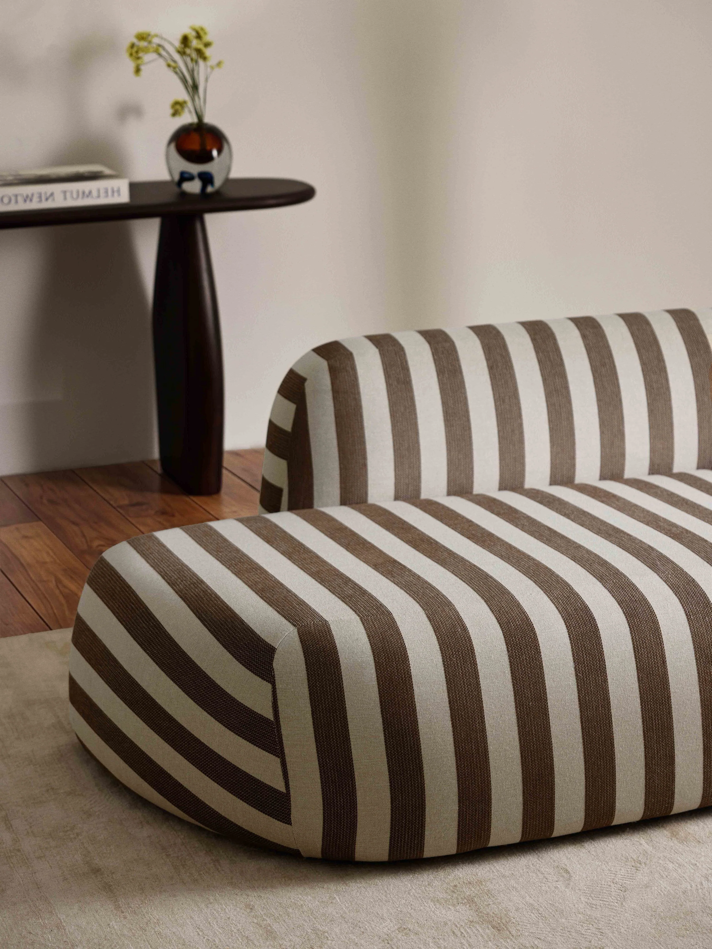 Gestreepte bank Wolke (2-zits) met chaise longue