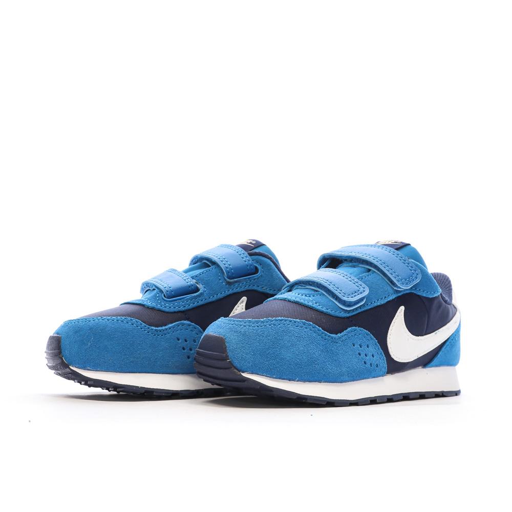 Nike Baskets Bleu Garçon Nike Valiant