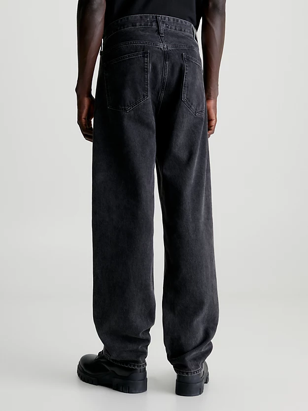 Calça jeans reta dos anos 90