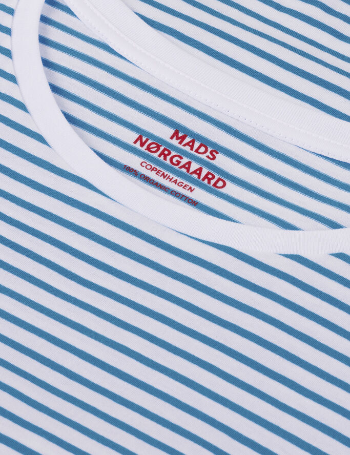Mads Nørgaard - Copenhagen Organic Jersey Stripe Teasy Tee FAV Brilliant white/mediterranian