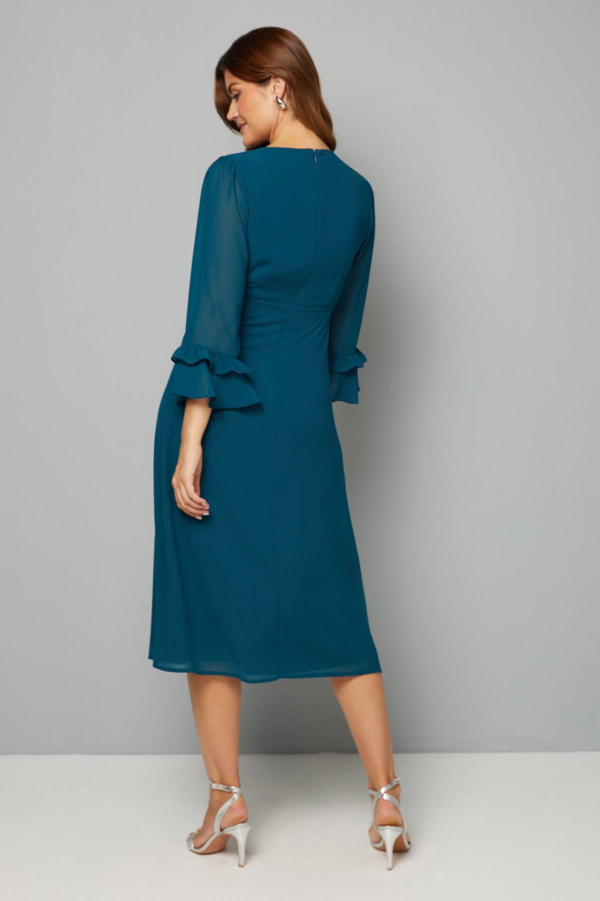 Wallis Robe Midi à Manches Évasées