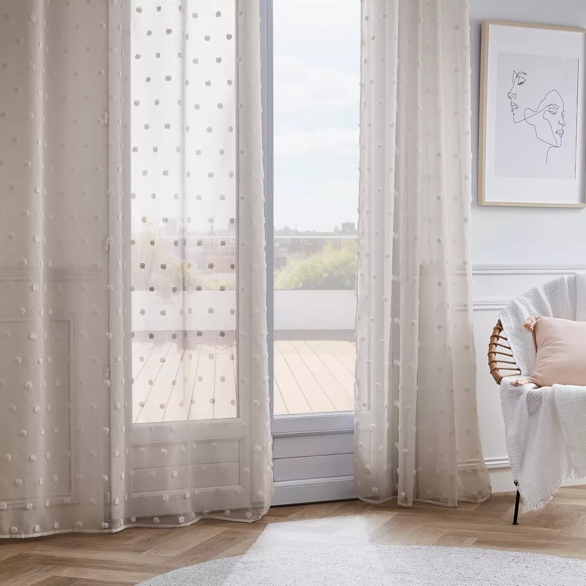Voilage oeillets pompons (140 x 240 cm) Emie Beige