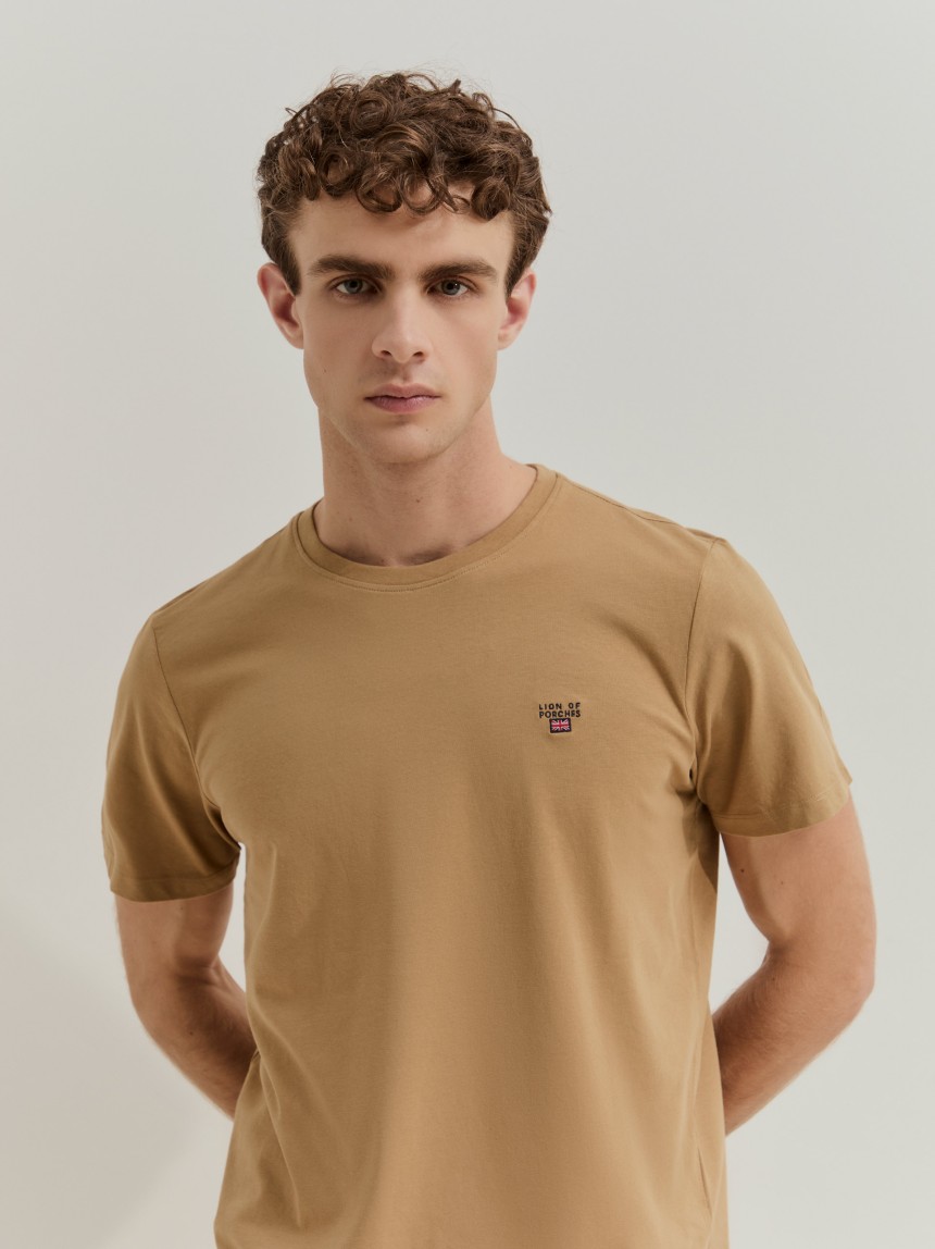 T-shirt básica em algodão