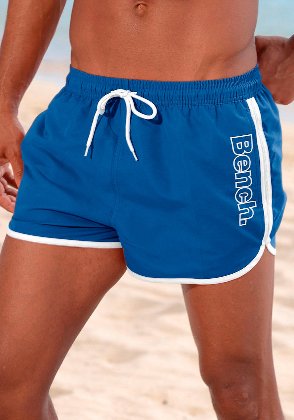 Bench. Badeshorts »Bradley«, mit coolem Logodruck