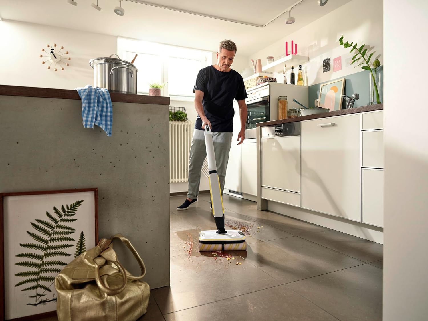 Kärcher Hartbodenreiniger FC 7 Cordless Plus Stone, kabelloser Bodenreiniger mit 4 rotierenden Mikrofaserwalzen + 2 extra Steinwalzenpaare, Akkulaufzeit: ca. 45 min, Fläche pro Ladung ca. 175 m²