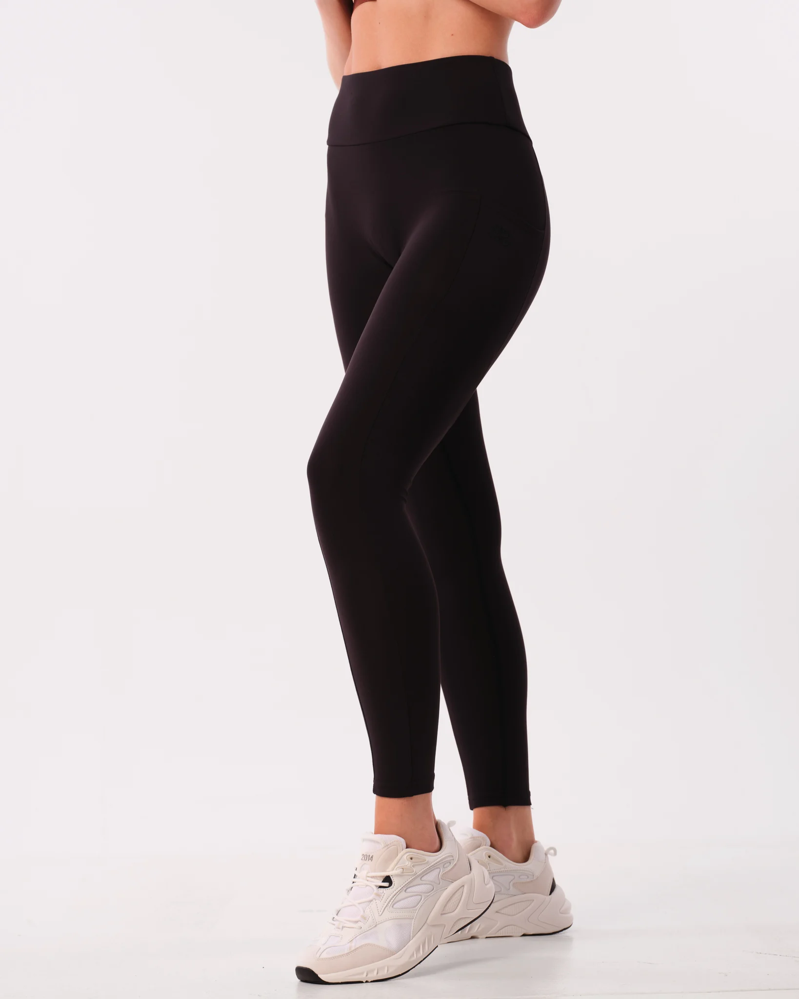 Bumpro Lively Scrunch Pocket Tights Black