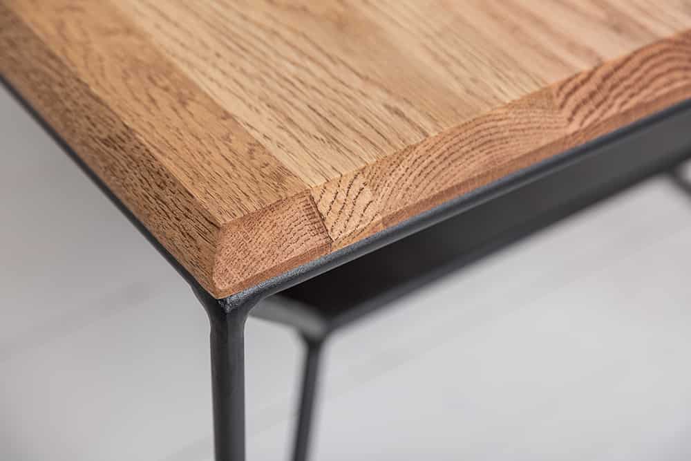 Massivholz Couchtisch ARCHITECTURE 110cm Eiche geölt schwarzes Metallgestell mit Ablage