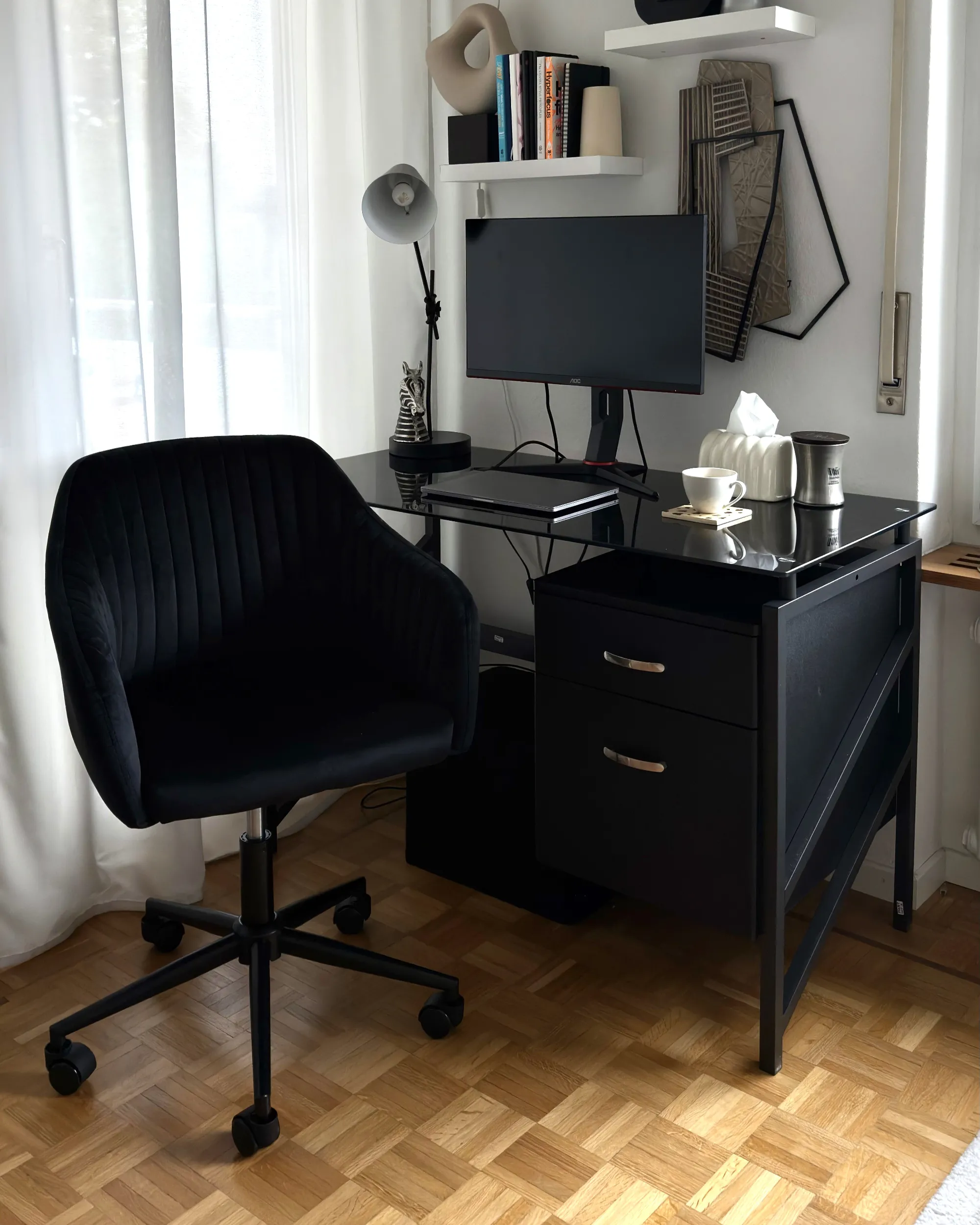 Bureau MORITON Zwart 117 cm 57 cm met opbergruimte
