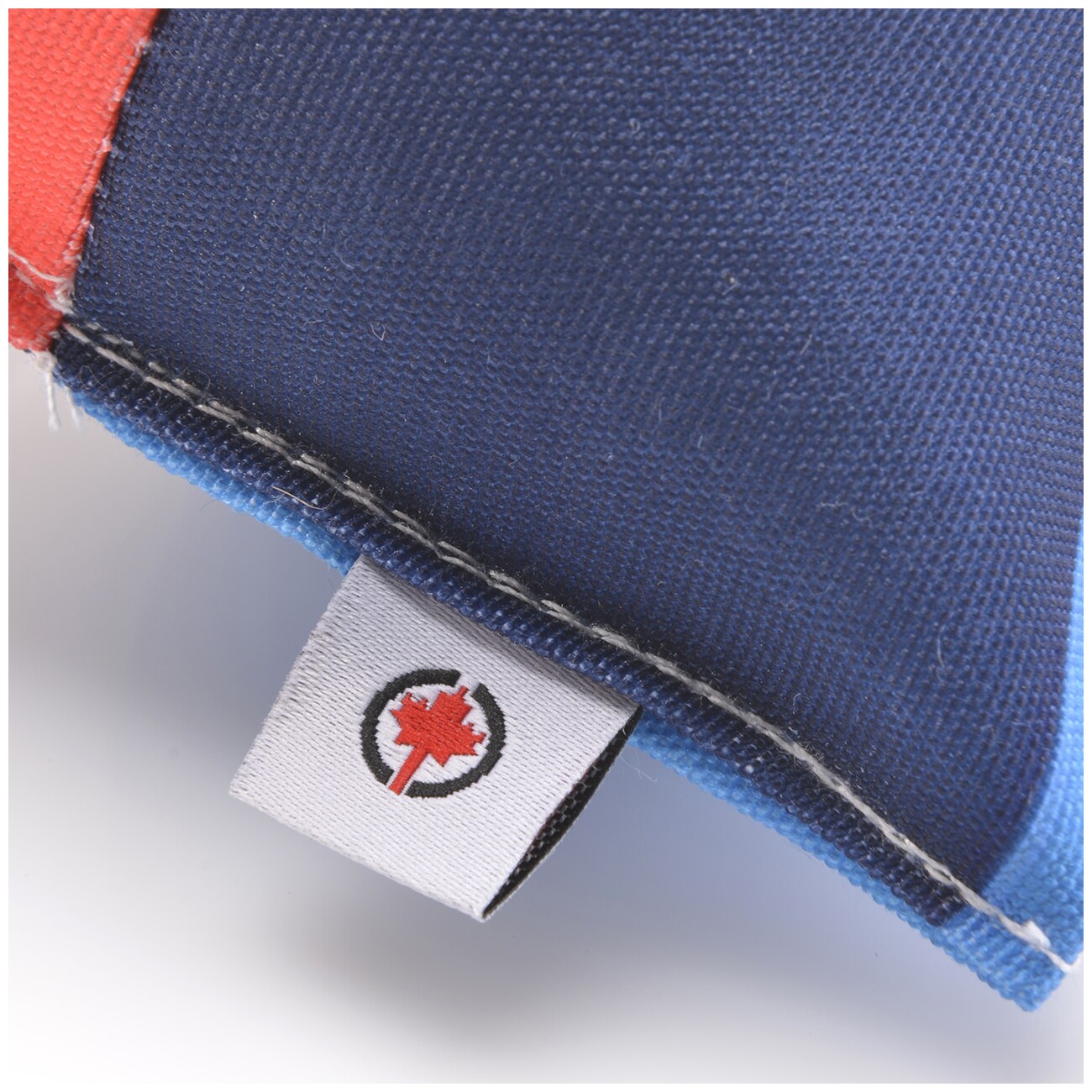 Canadian Cat Company Catnipspielzeug 6x Schmusepyramide Nordic 4-Color