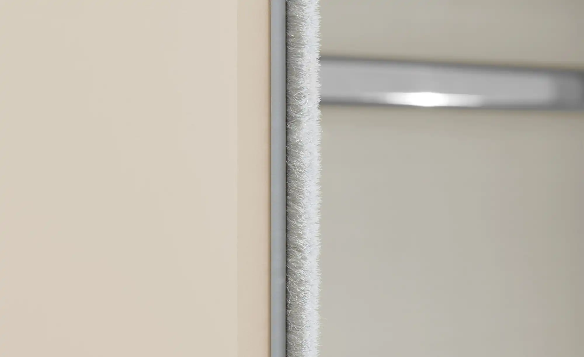 Schwebetürenschrank Ensenso Glas