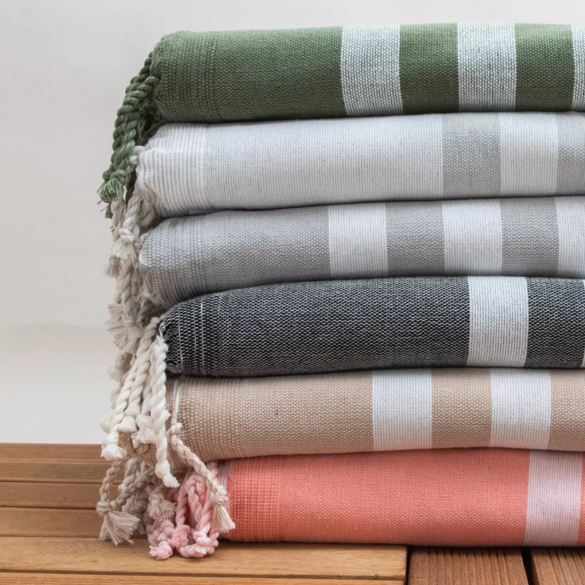 Fouta coton recyclé doublé éponge (100 x 200 cm) Coralia Noire