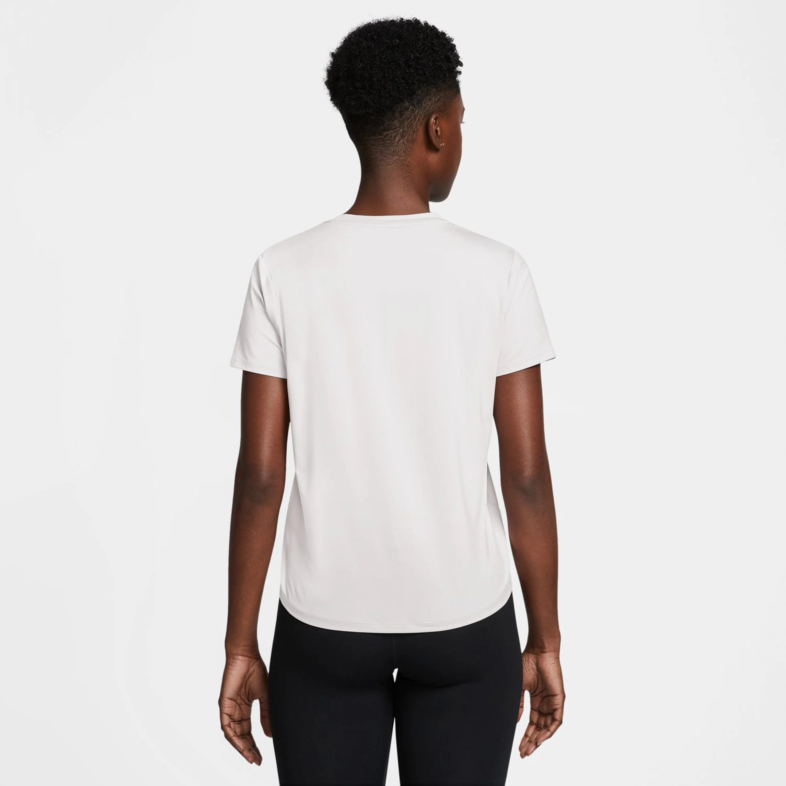 Nike One Classic Dri-Fit T-shirt Femmes - Blanc