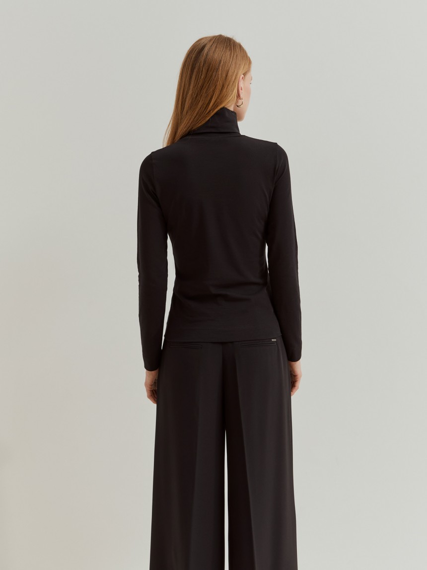 Camisola de gola alta com algodão