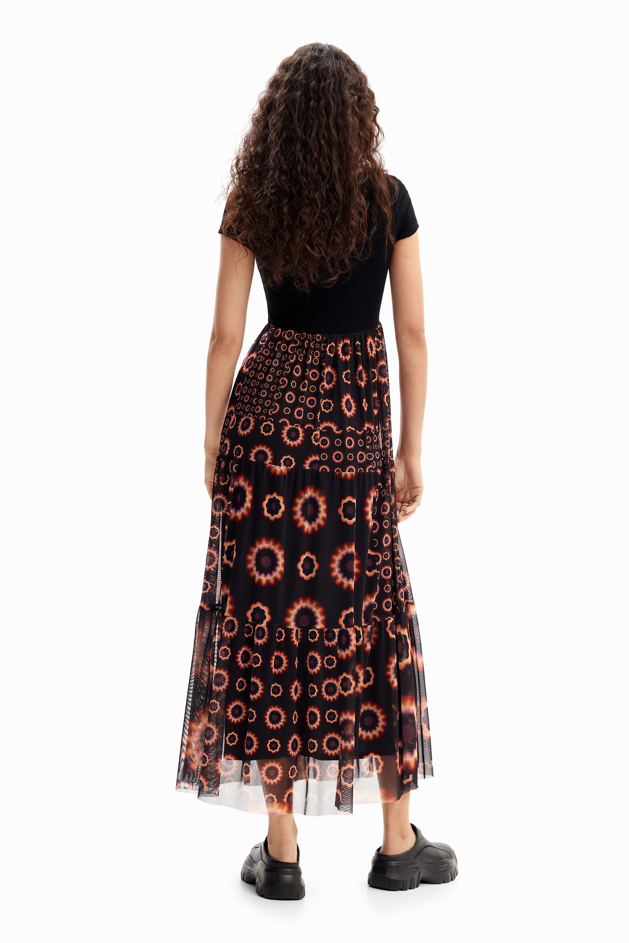 Vestido midi geométrico combinado