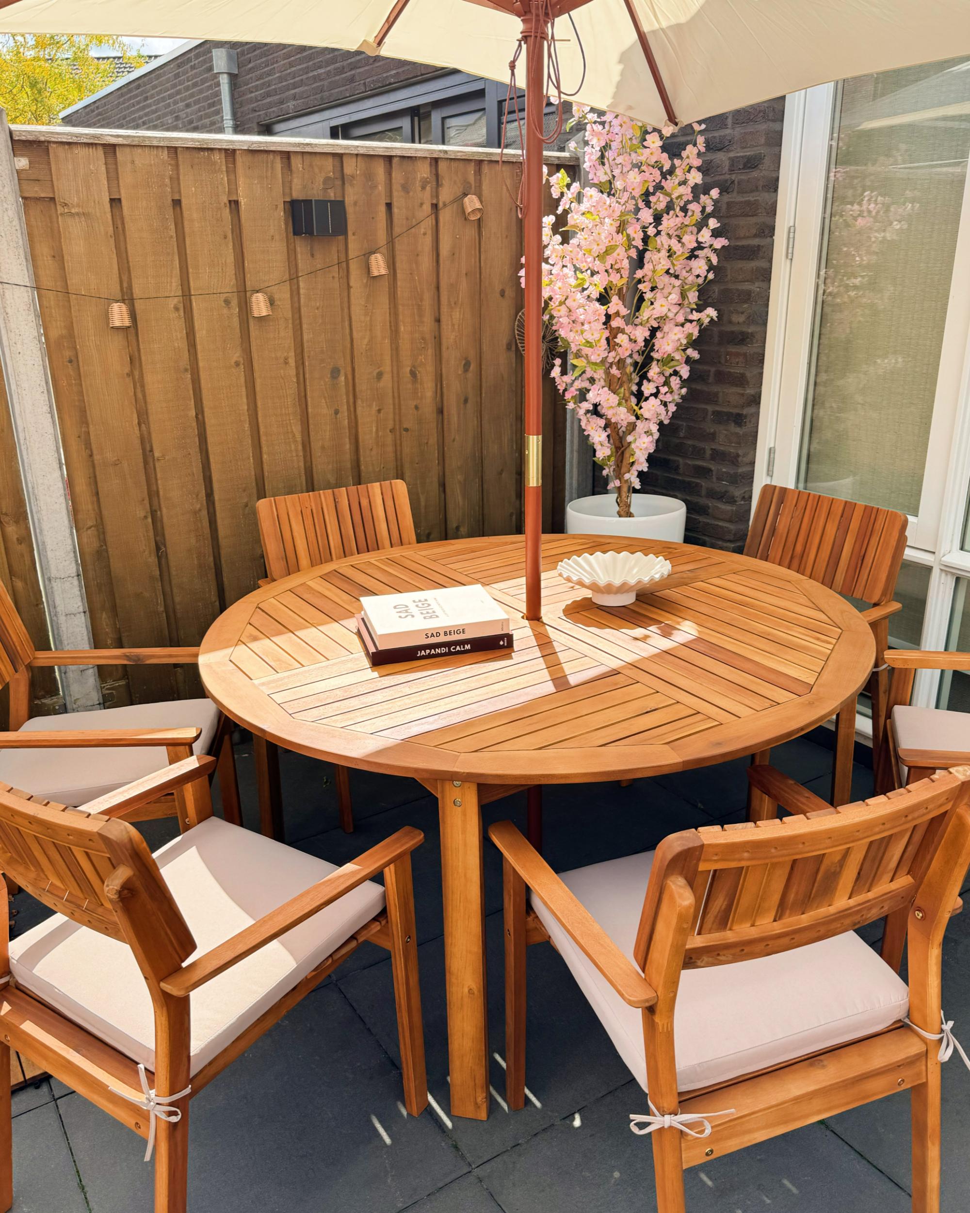 Tuinset 6-zits AGELLO met parasol (12 opties) Acaciahout Bruin