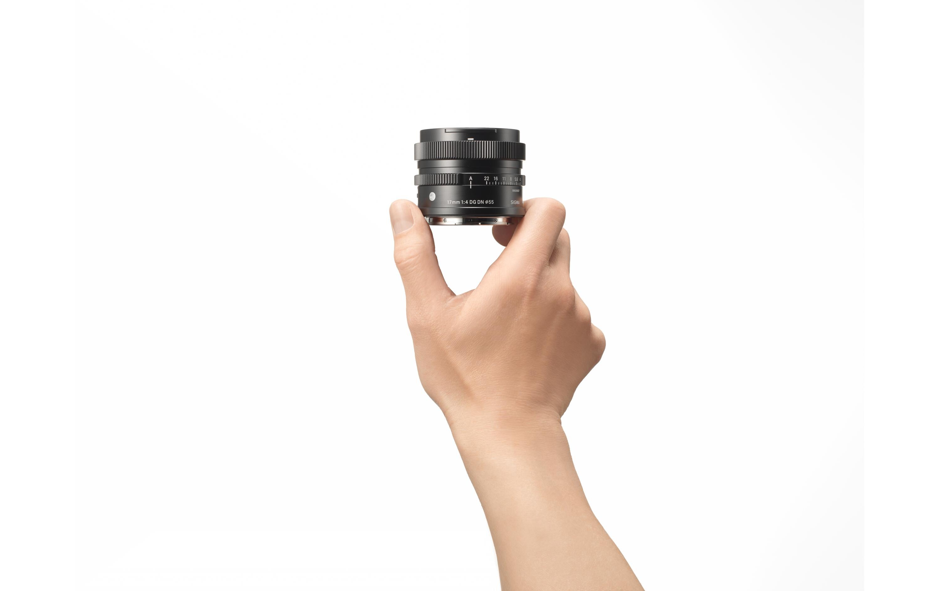 Festbrennweite 17mm F/4 DG DN C – Sony E-Mount<br>Kompaktes Ultra-Weitwinkel-Objektiv