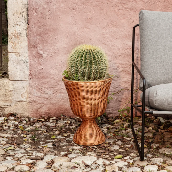 Ferm Living - Agnes Blumenständer geflochten, H 90 cm, natur