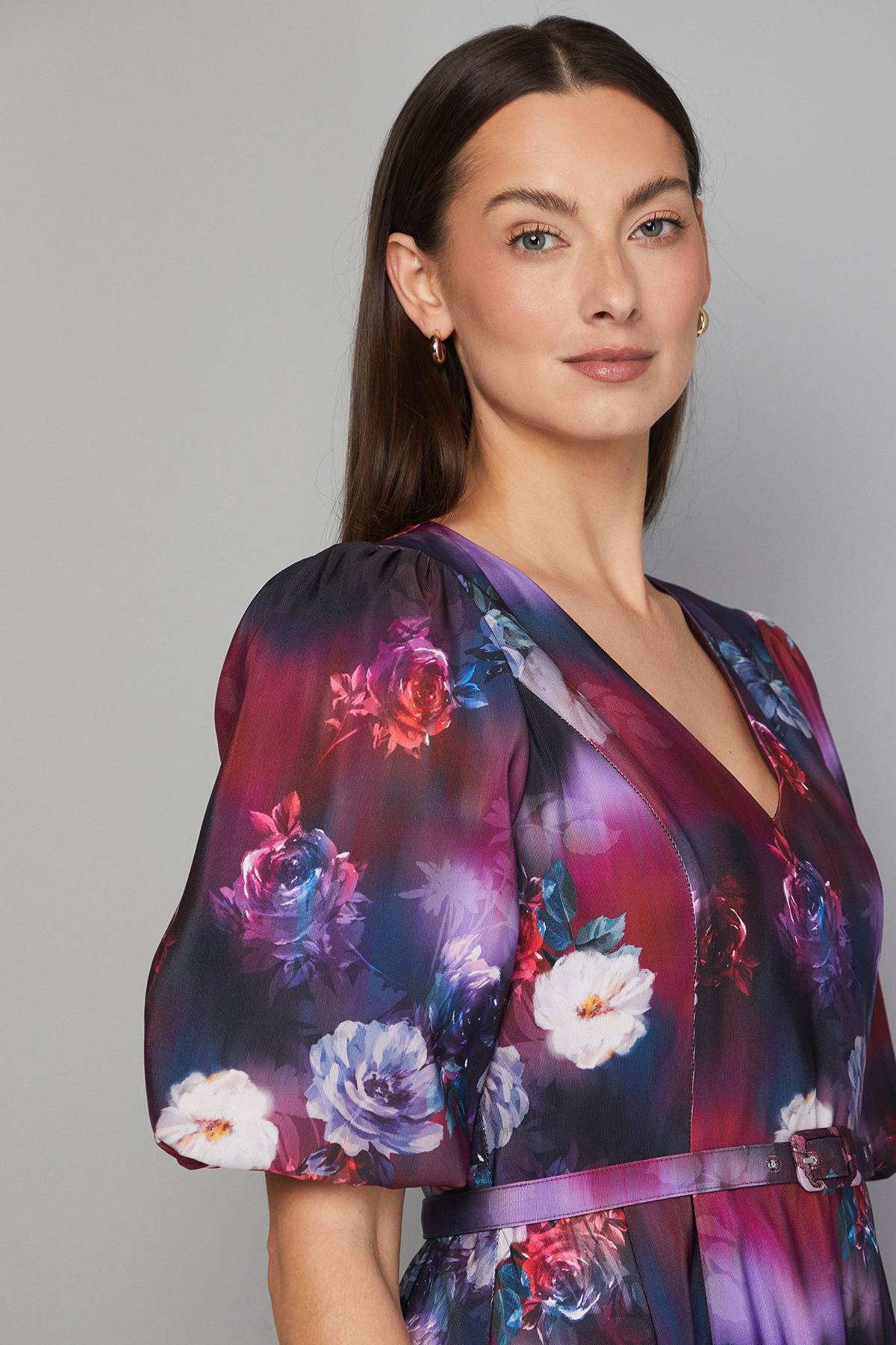 Wallis Robe Mi-Longue Ceinturée en Sergé Fleuri