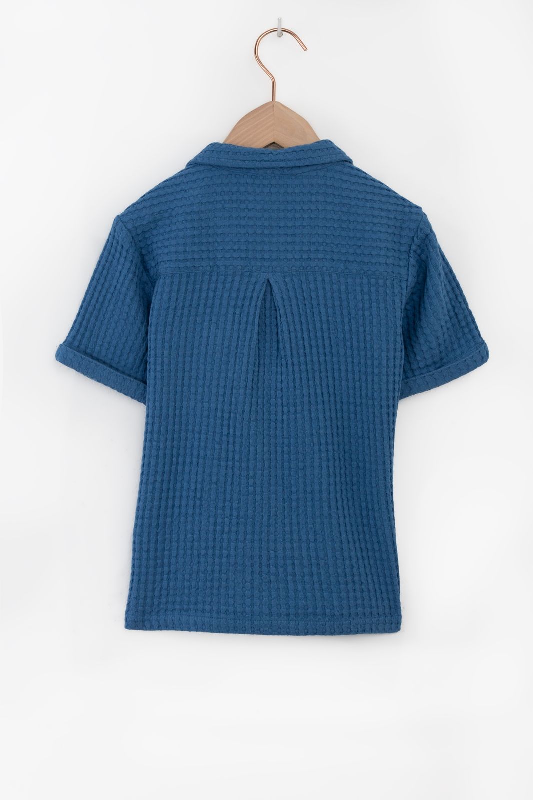 Blauw overhemd met wafelstructuur