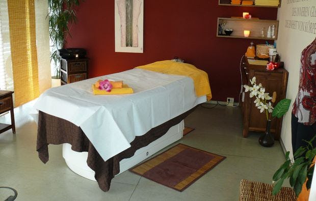 Hot Stone Massage in Dresden: 60 Minuten