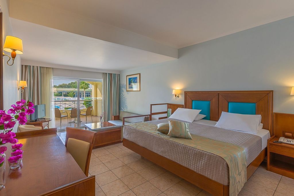 Kipriotis Maris Suites All Inclusive - Hotel