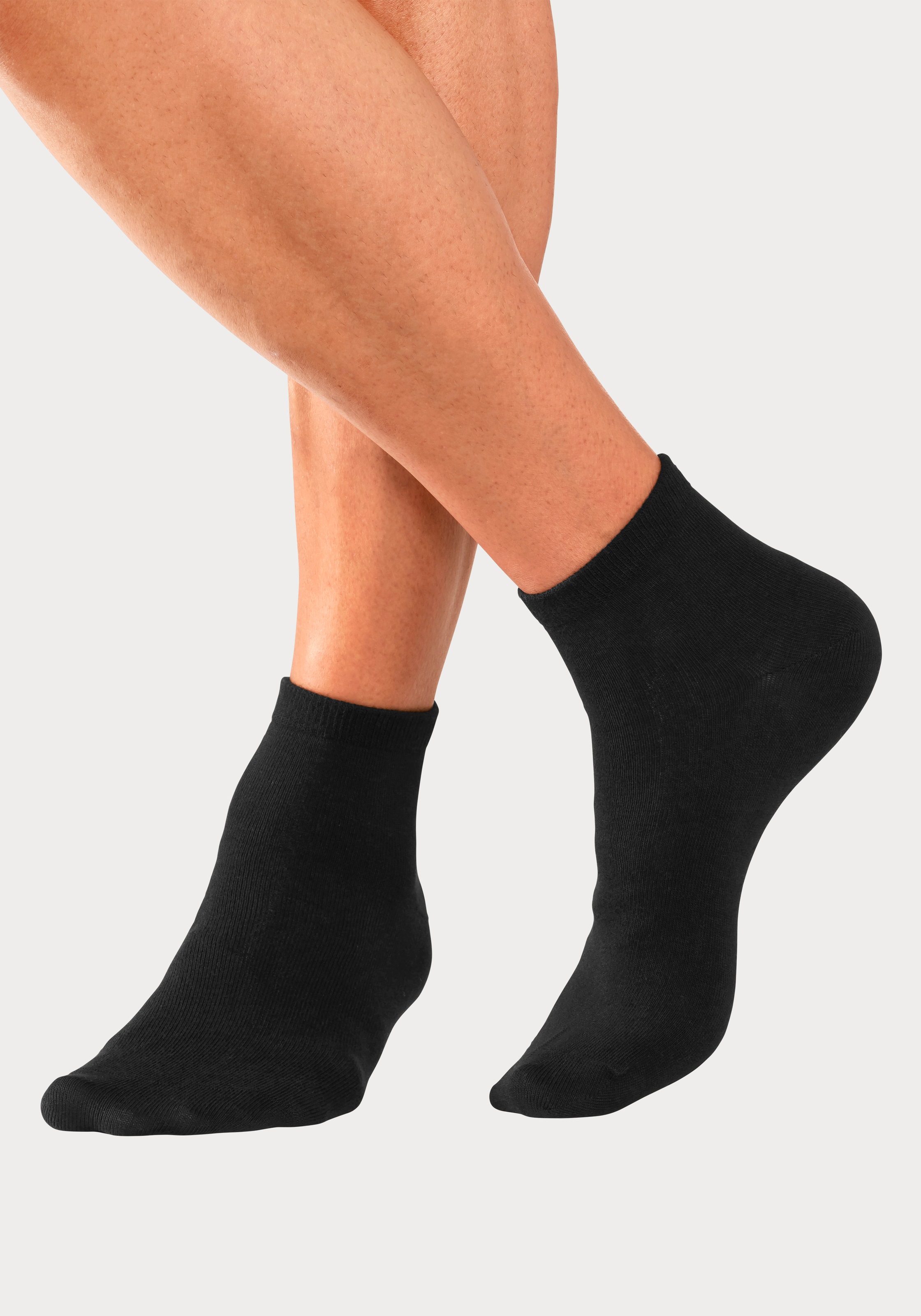 Bench. Kurzsocken Packung, 6 Stk. tlg. mit eingestricktem Markenlogo im Bündchen