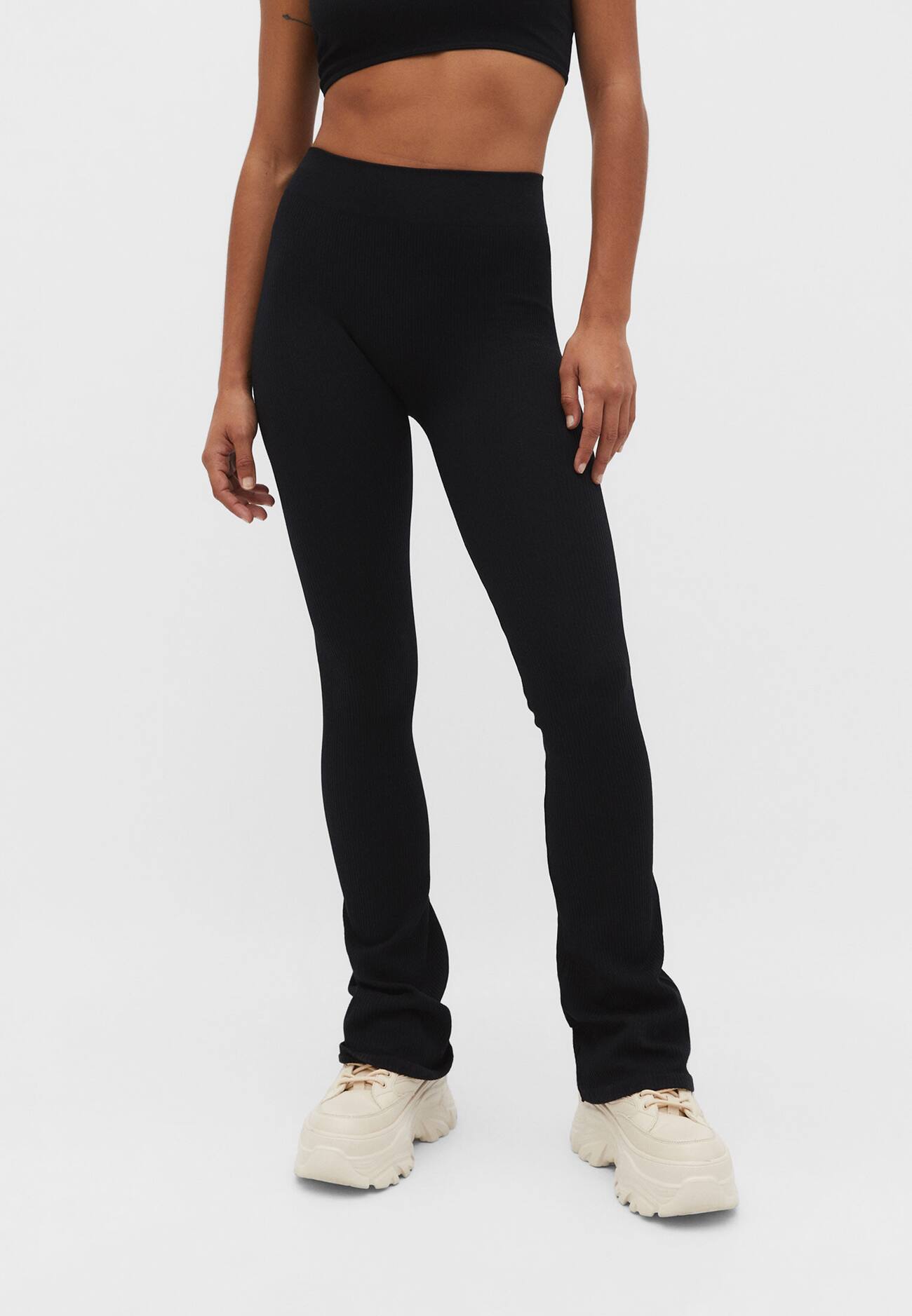 Leggings flare sem costura