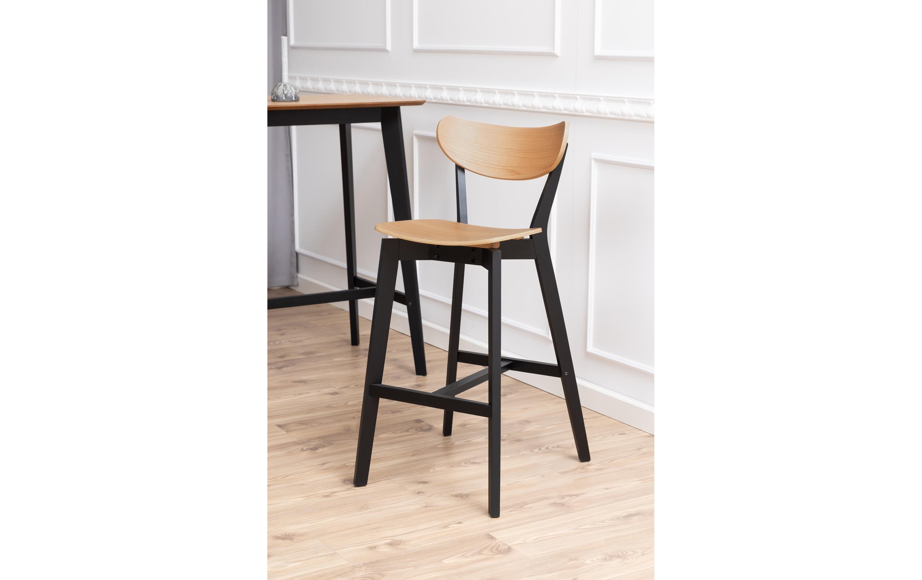 Barhocker Roxby, 2 Stück, 45 x 105 cm, Braun<br>Ausdrucksstarke Barstühle mit kontrastreicher Optik