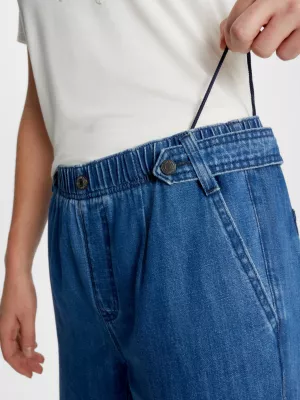 Calça jeans reta e relaxada de cintura alta adaptável