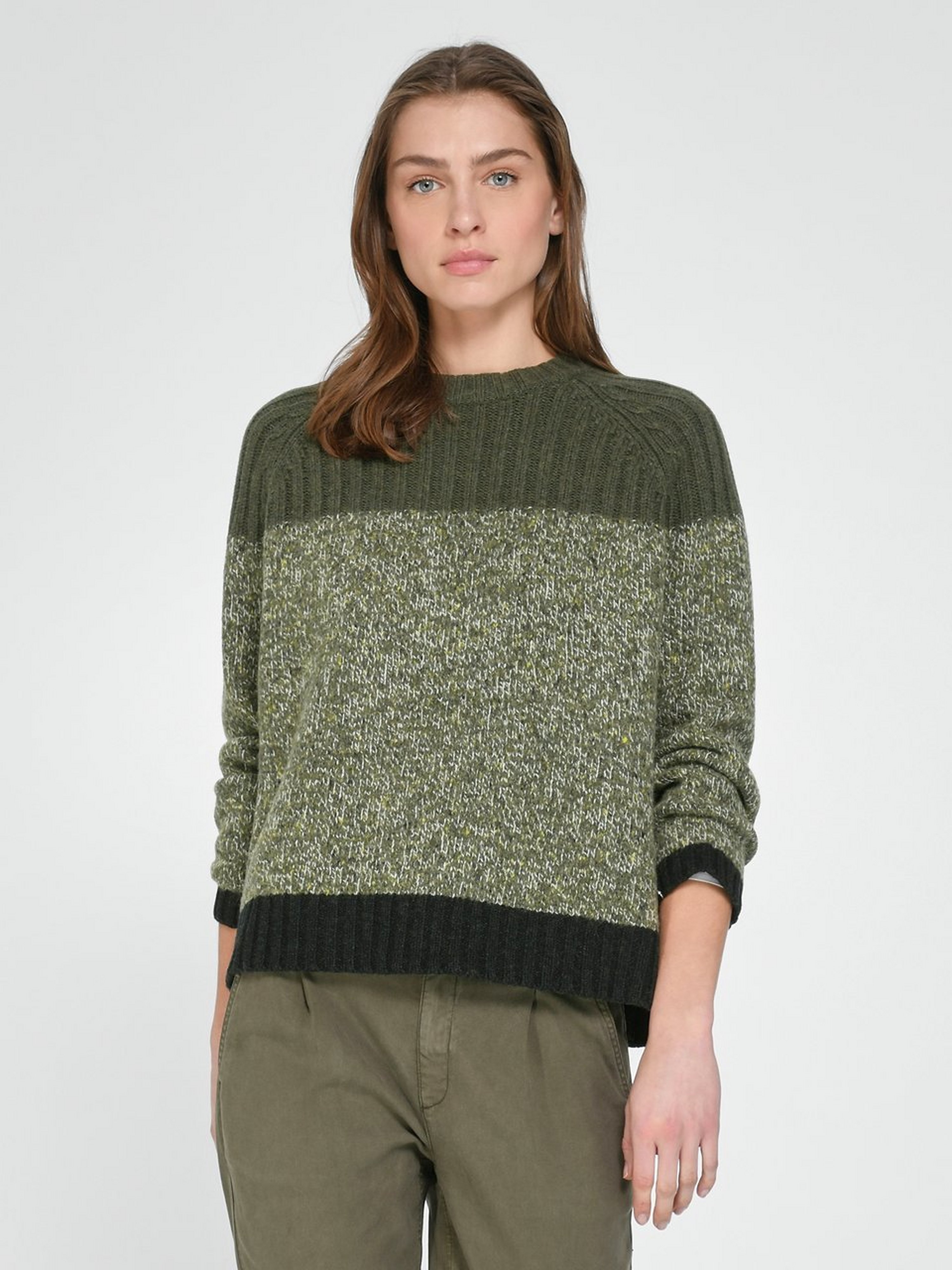 Pullover mit Stehbund