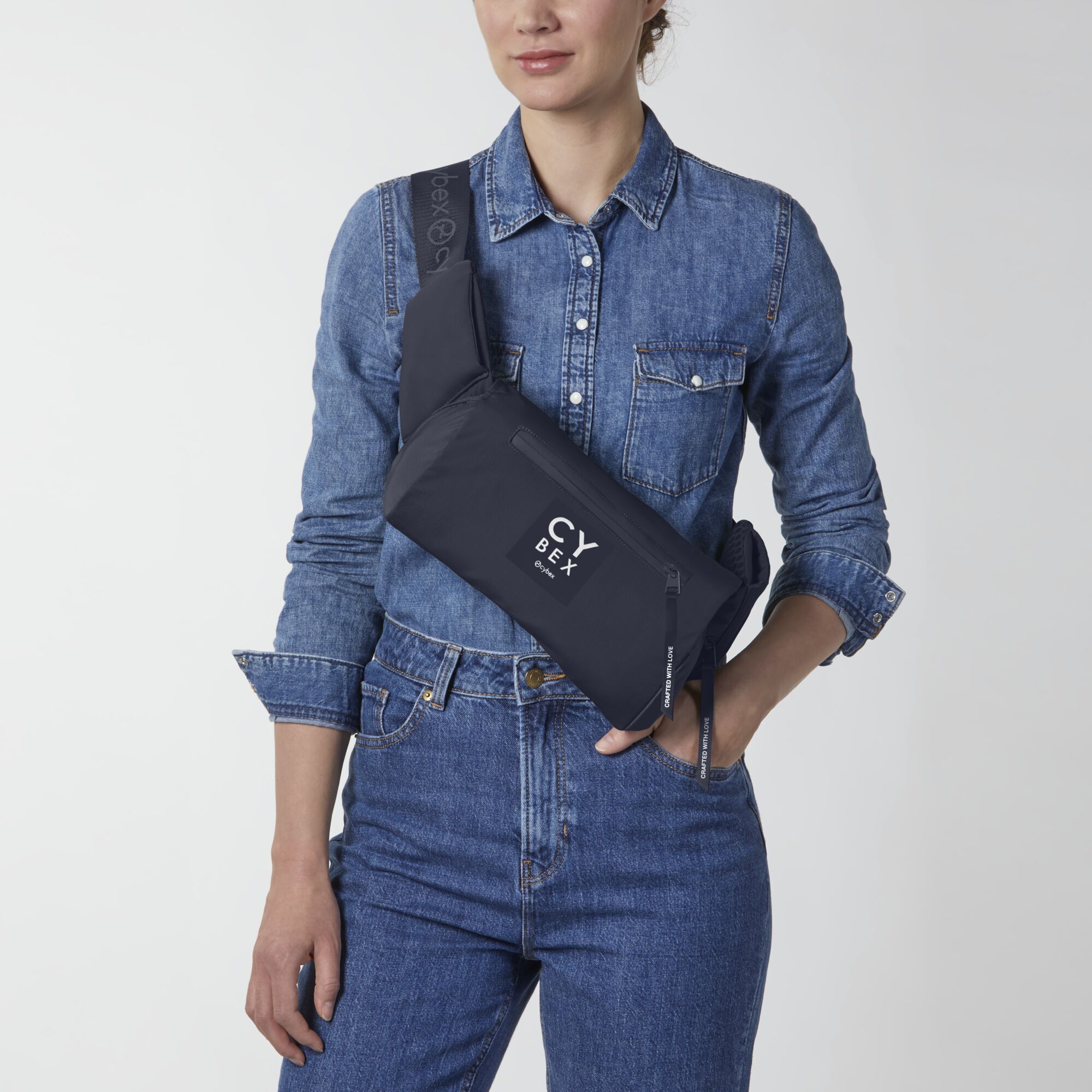 Coya Babytrage Royal Blue