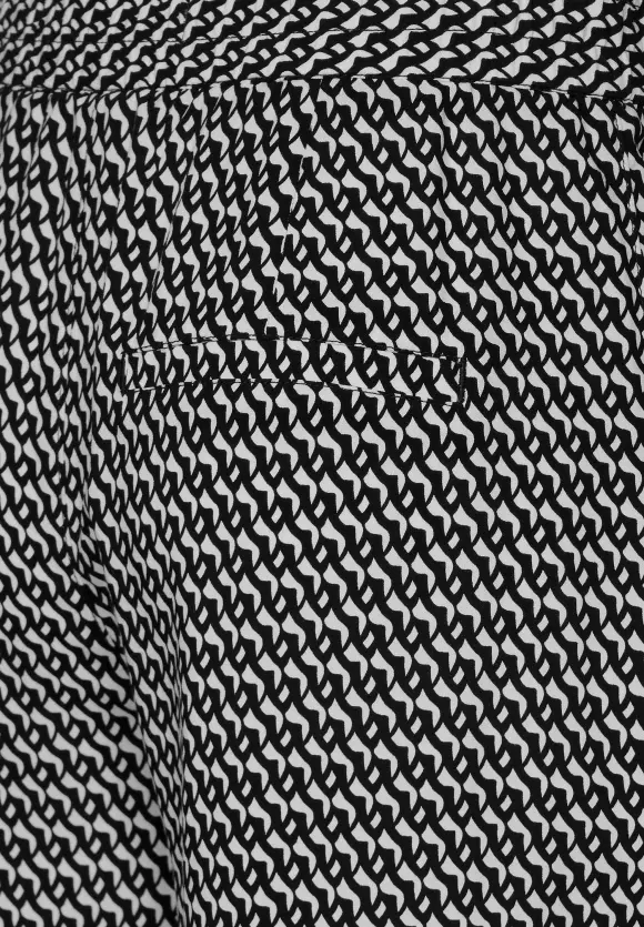 Loose Fit Hose - Black