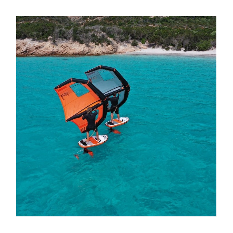 Planche de Wingsurf Gonflable RRD AIRBELUGA