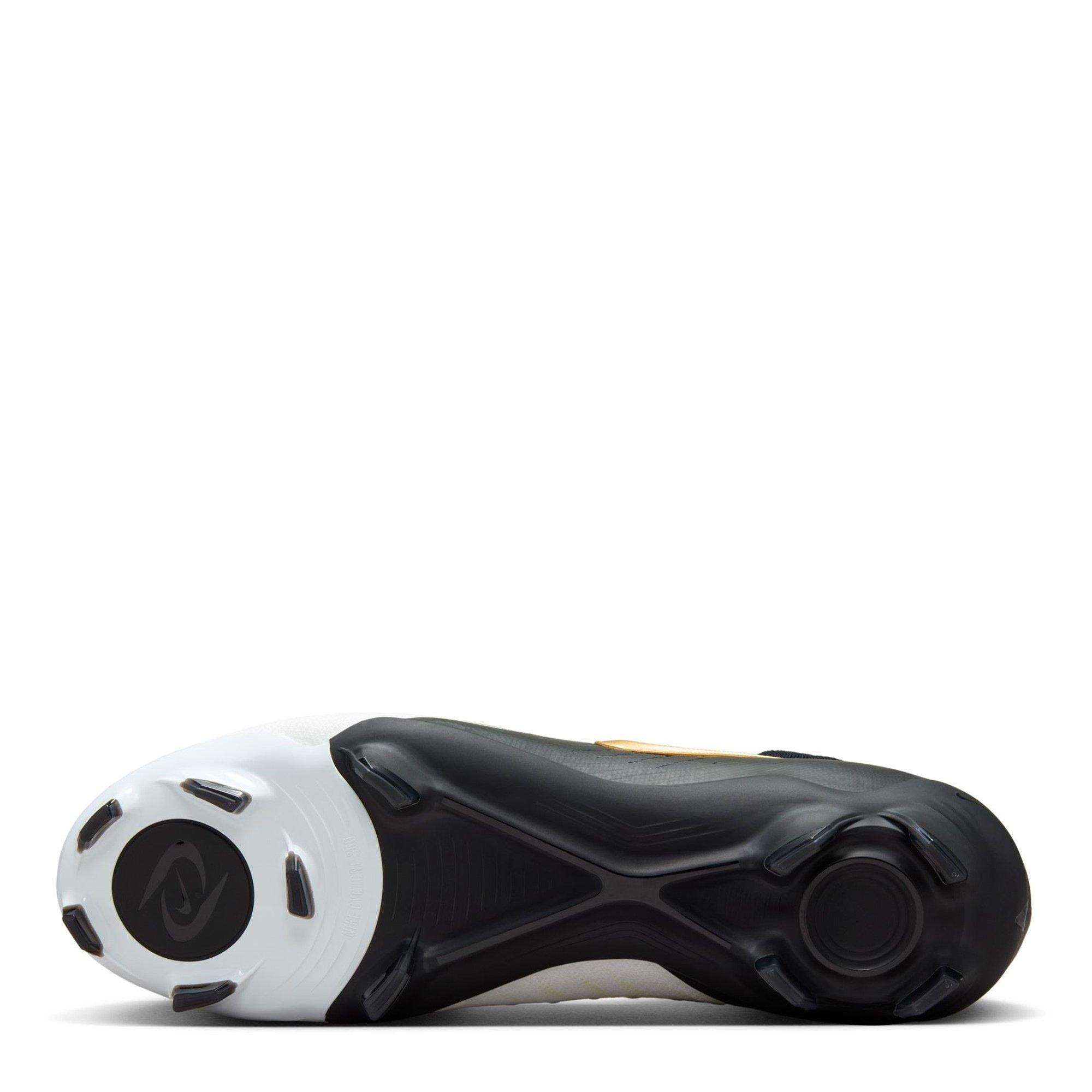 Nike Phantom Luna II Pro Firm Ground Football Boots