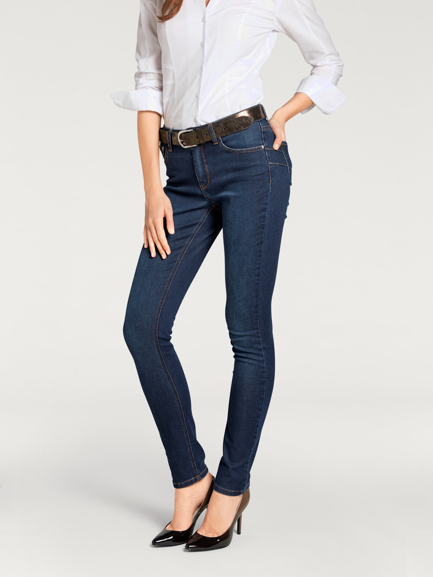 Jeans effet ventre plat coupe skinny tendance