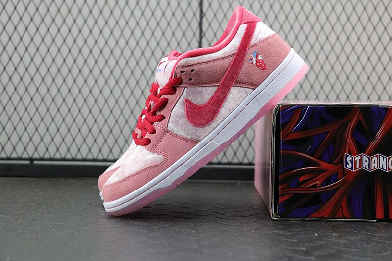 SB Dunk Low x StrangeLove (Special Box)