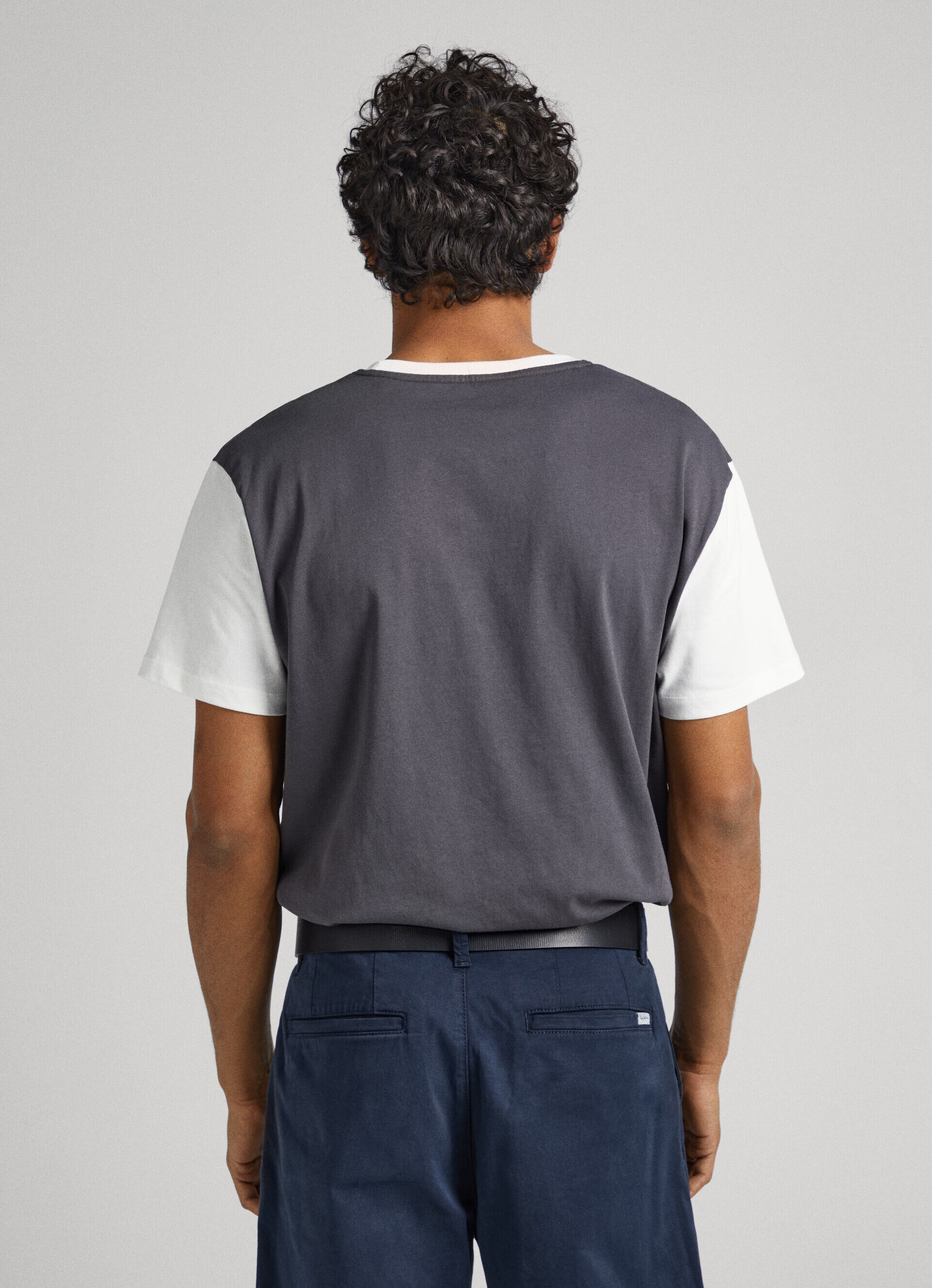 CAMISETA COLOR BLOCK - cinza trovão