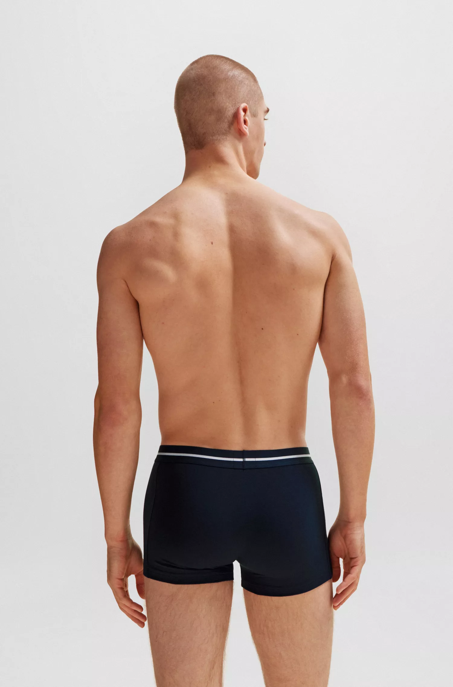 BOSS Black - Pacote com três cuecas boxer de algodão elástico com cós com logotipo.