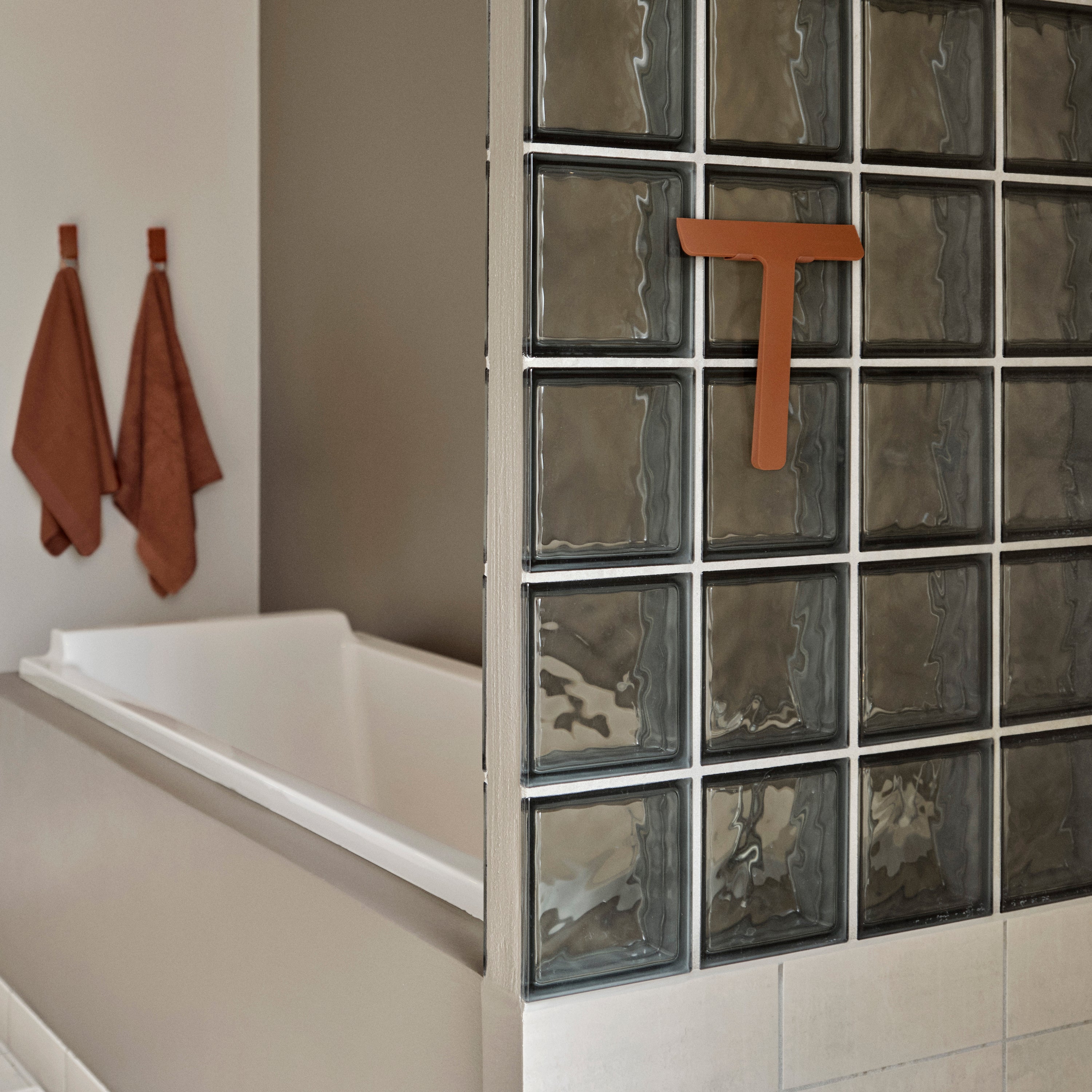 Zone Denmark Ume Wisser met Houder  - Terracotta
