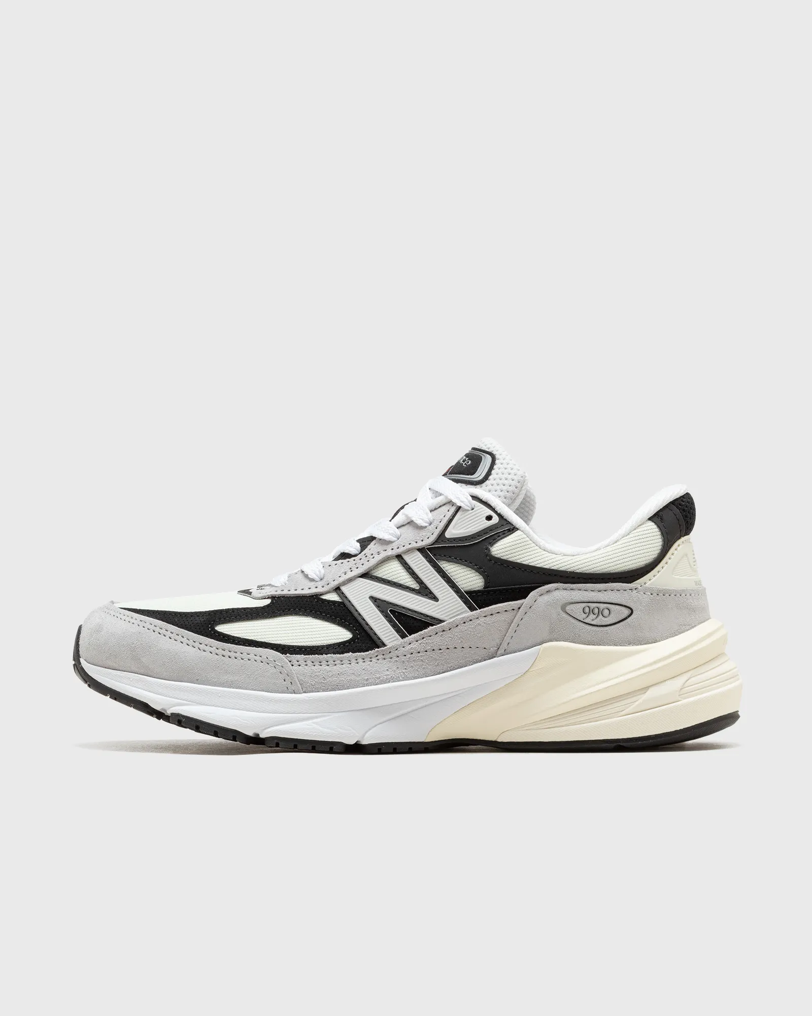 New Balance 990