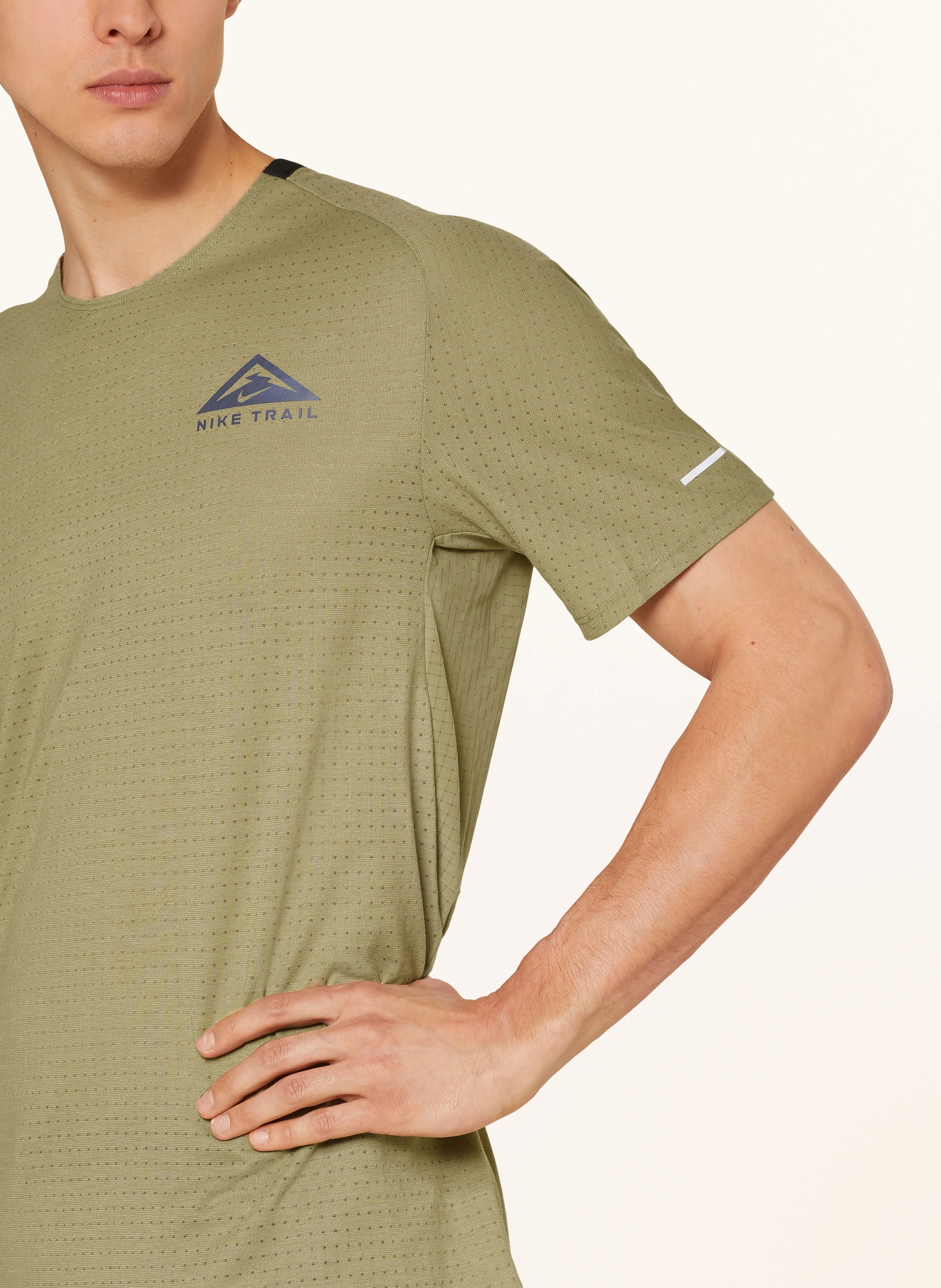Nike Laufshirt TRAIL SOLAR CHASE