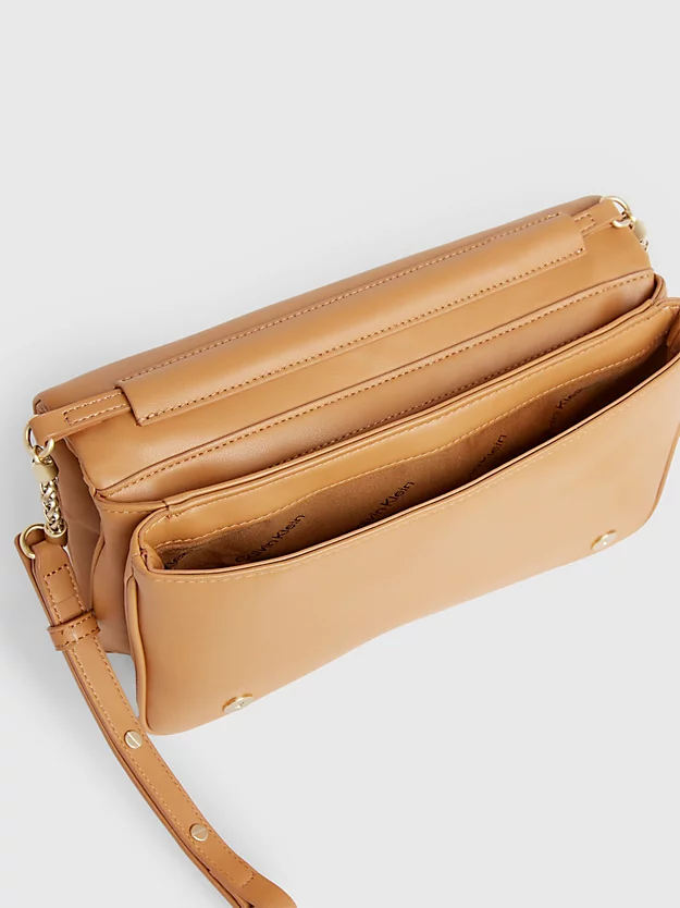Bolsa de ombro conversível acolchoada