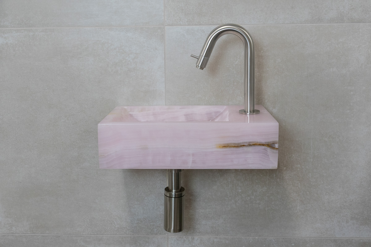Saniclear Pink Onyx fonteinset met gebogen kraan in RVS
