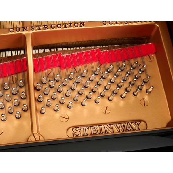 Steinway & Sons O-180