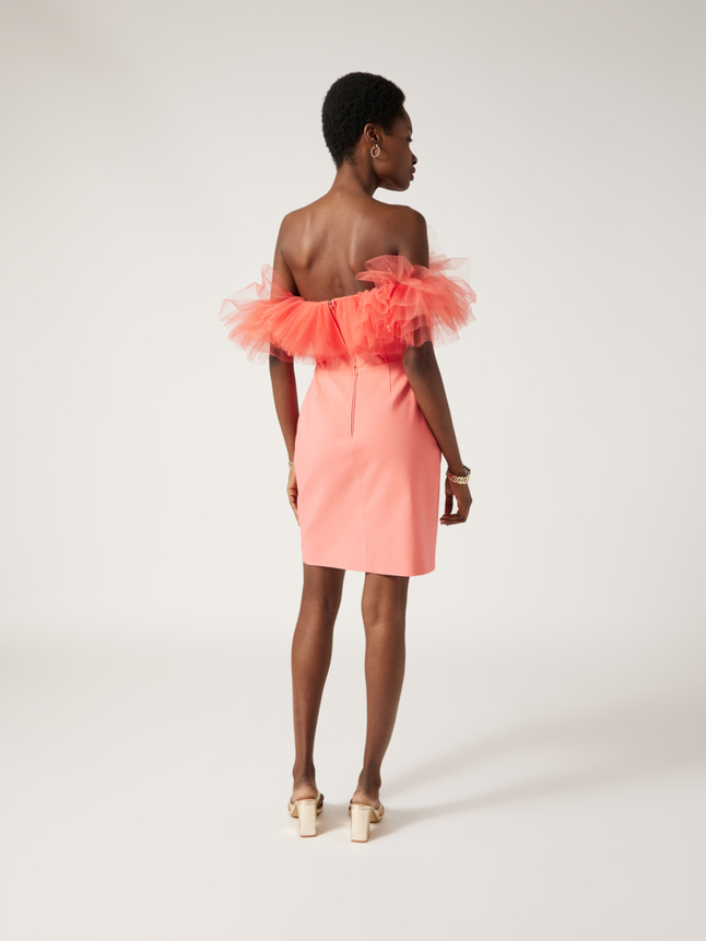 Robe droite avec tulle