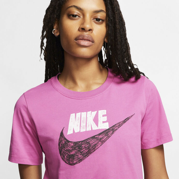 Nike Sportswear T Shirt Pink