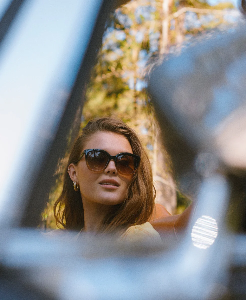 A. Kjærbede  Billy solbrille - Black/Brown Transparent